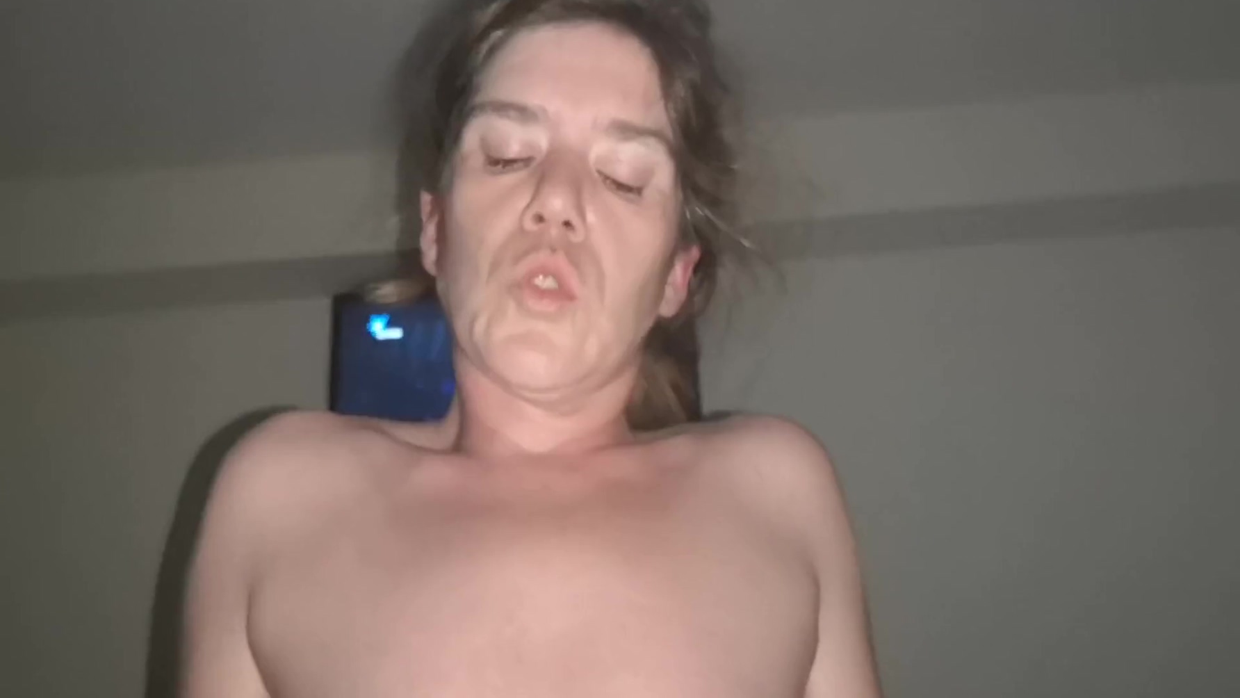 Orgasm Under The Sheets