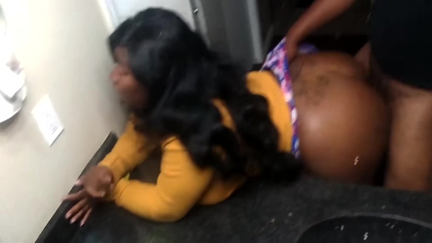 Booty Licious And Dirty Diana - That Ass Got A Bounty On It