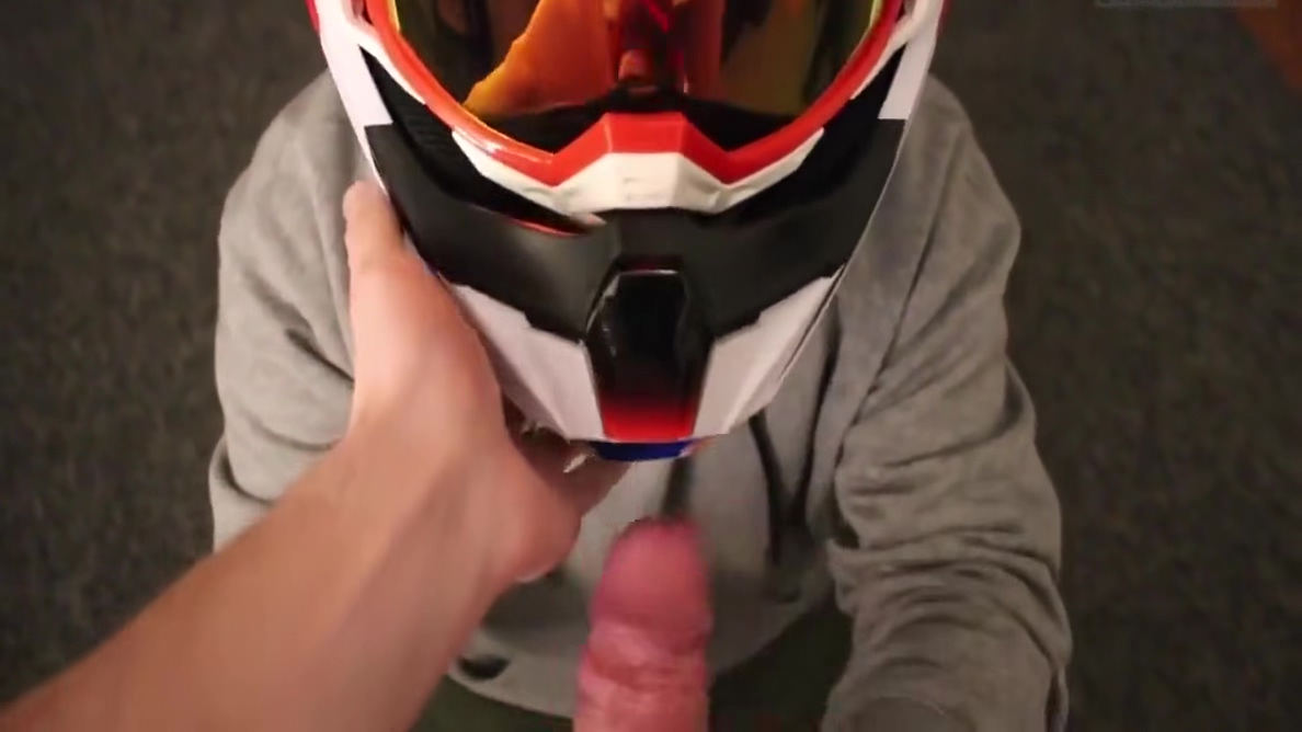 Gearhead In Mxhelmet Sucking Dick