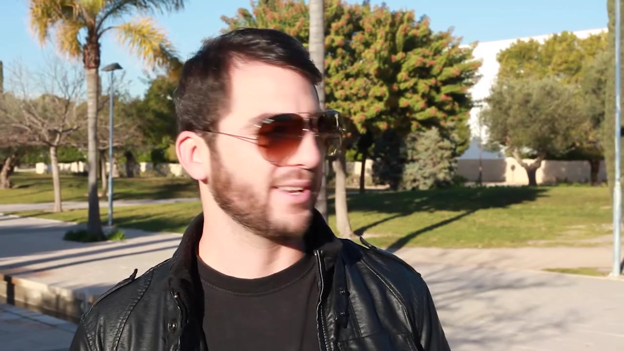 Dirty french lessons! University exchange = easy fuck? The French