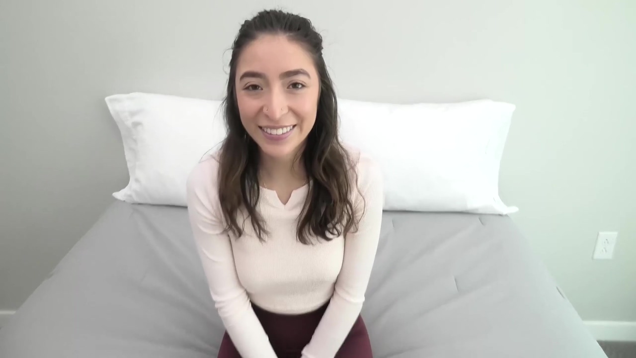 Cute Teen 18+ Amateur With Tan Lines Makes Her First Amateur Porn