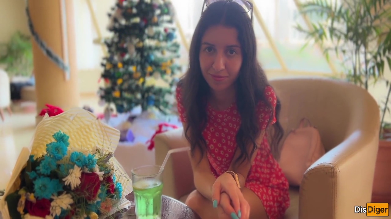 I Read Poems And Gave Flowers - And Youre A Beauty, Lets Suck Me Off!!